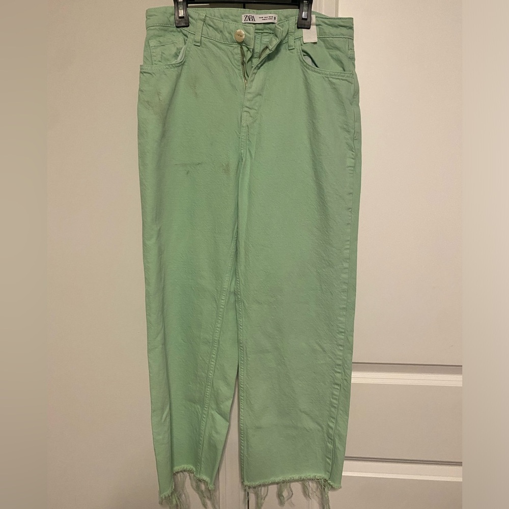 Selling Zara Green Pants!